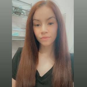 Meet your Posher, Cassandra